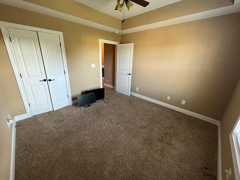 525 Larkspur Dr — Photo 26