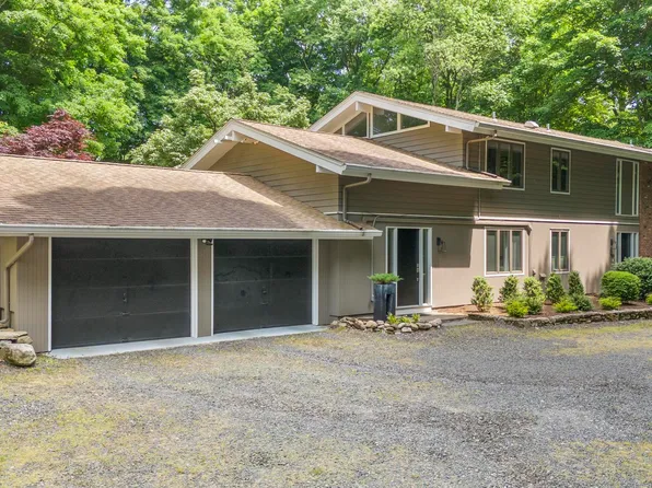 156 North Seir Hill Road, Norwalk, CT 06850