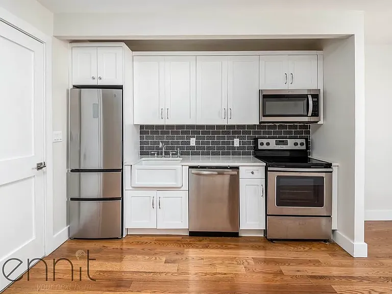 1084 Rogers Ave #3 — Photo 1