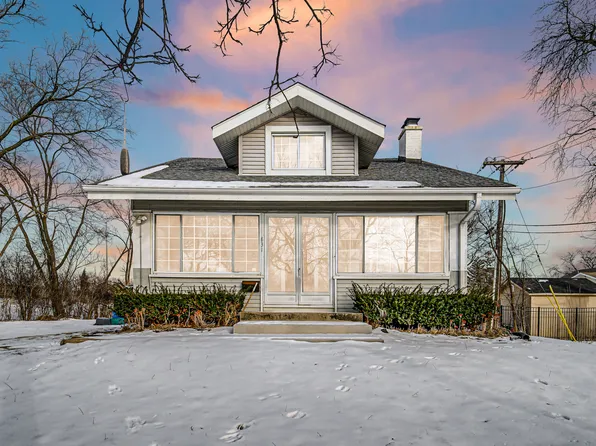 831 W North St, Hinsdale, IL 60521