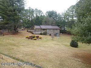 2nd image of 2221 Lee Hwy