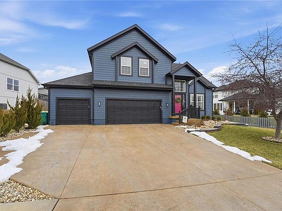 3rd image of 10114 N Miller Ln