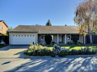 1315 Sunrise Ct, Los Altos, CA 94024
