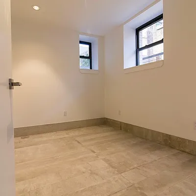 Rented by Nooklyn NYC LLC | media 15