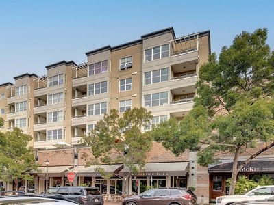 10042 Main Street #404, Bellevue, WA, 98004