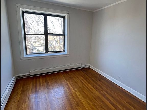 3rd image of 4425-31 N Milwaukee Ave #5055-2W