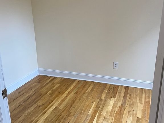 5th image of 223 13th St #21A