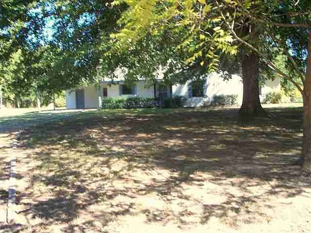 1st image of 54 Sherwood Acres Ln
