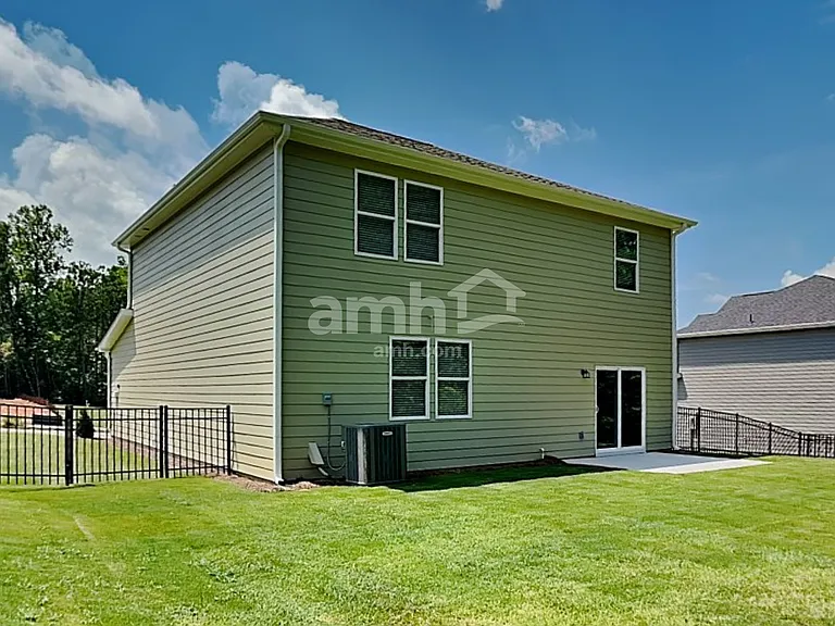 108 Spruce Cir — Photo 26