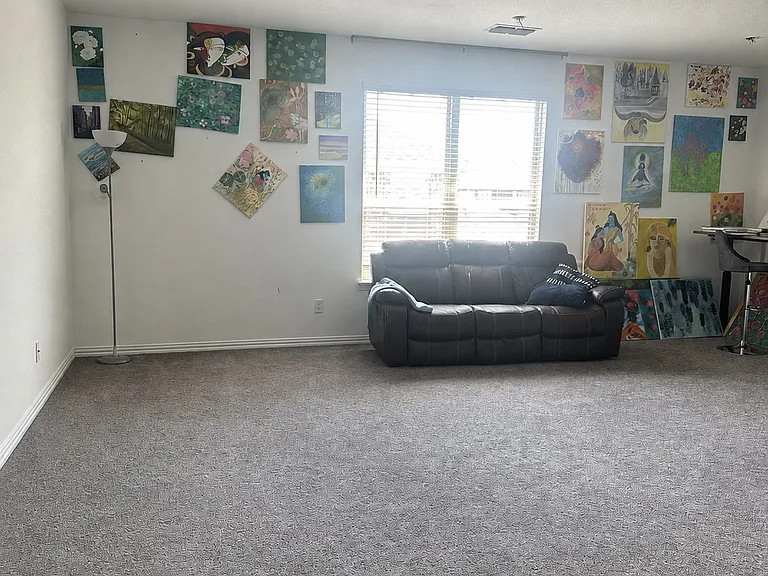 1516 White Water Way — Photo 29