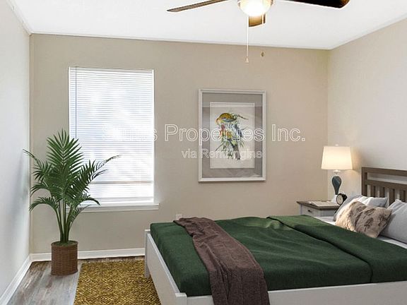 2nd image of 505 N Dickson St #A-1