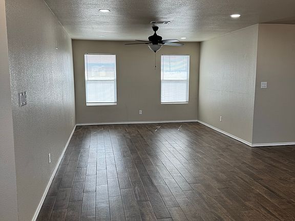 4th image of 800 Hudson Ave