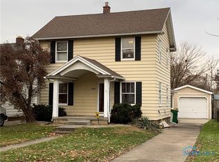 128 Helen Dr, Rossford, OH
