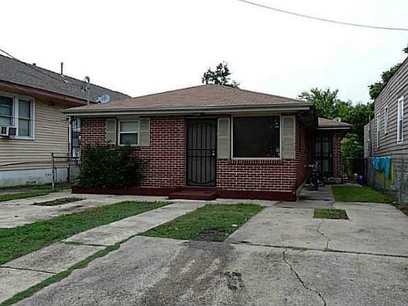 2nd image of 5111 Burgundy St