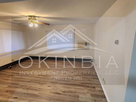 4th image of 3839 Monroe Ave
