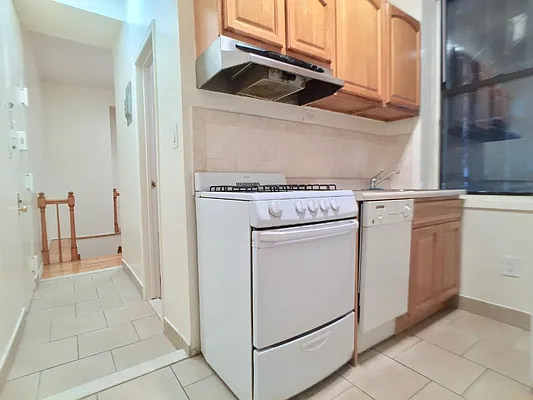 Rented by Sovereign Associates | media 5