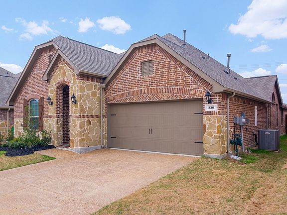 2nd image of 330 Wyndale Dr
