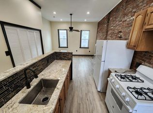 2037 S 4th St #2, Philadelphia, PA