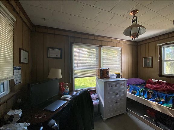 5th image of 1536 Wilroy Rd
