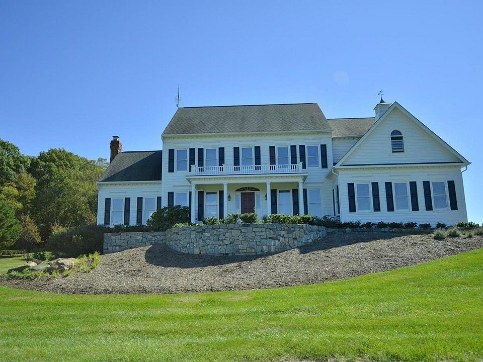 1st image of 18271 Turnberry Dr