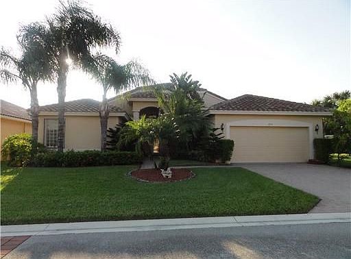 1st image of 8943 Diamonte Dr