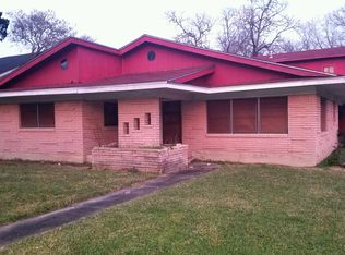 3049 8th St, Port Arthur, TX 77642