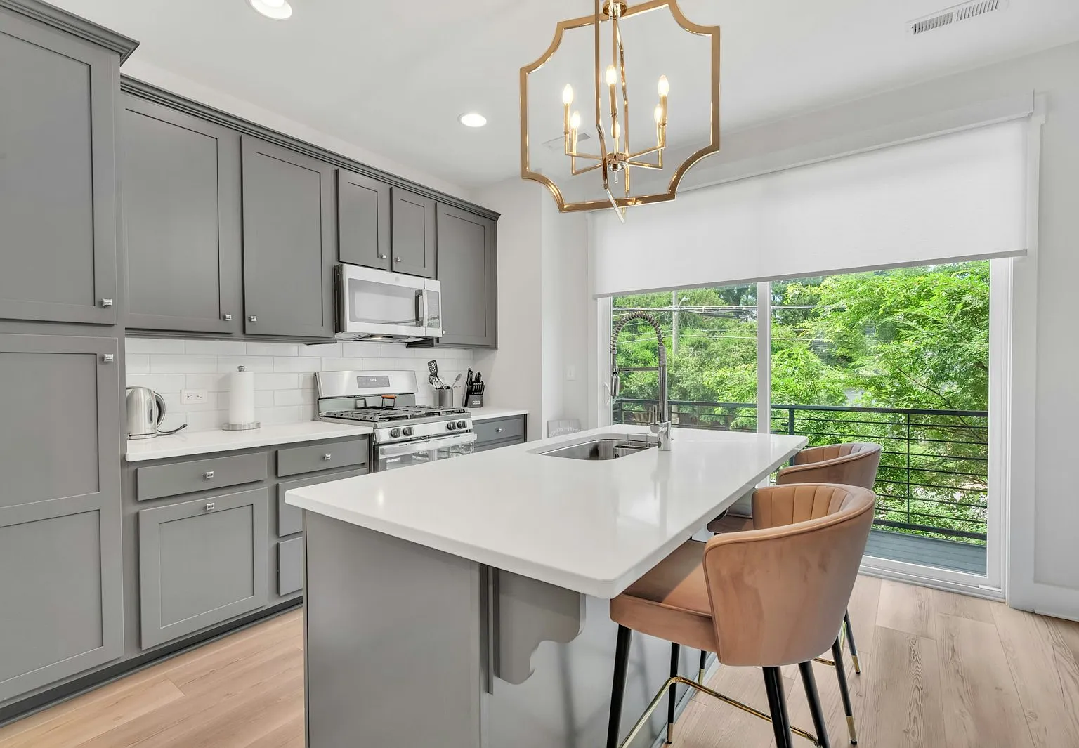 1005 East 36th Street — Photo 4