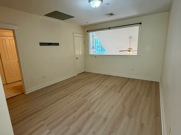 944 Roosevelt Trl #19 — Photo 16