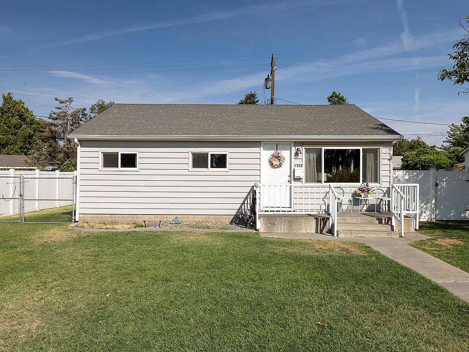 1st image of 1322 Sanford Ave