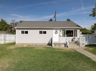 1322 Sanford Ave, Richland, WA 99354