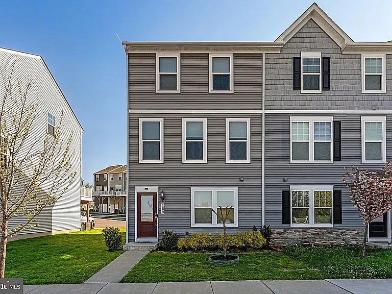 159 Presidents Pointe Ave #159