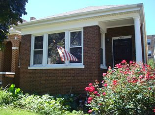 4490 N Kasson Ave, Chicago, IL 60630