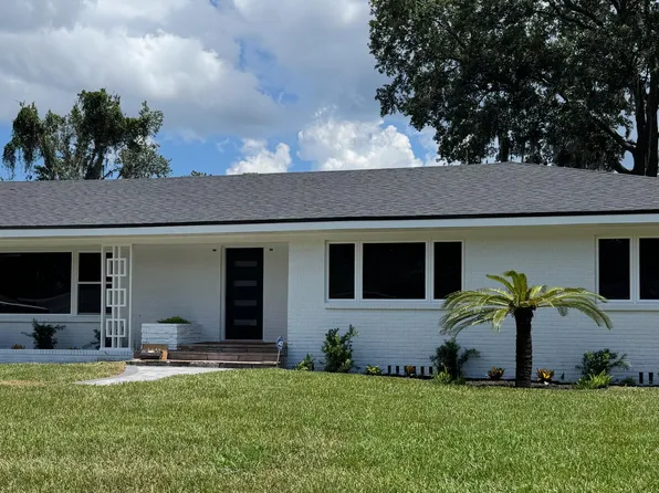 2348 SMULLIAN Trail N, Jacksonville, FL 32217