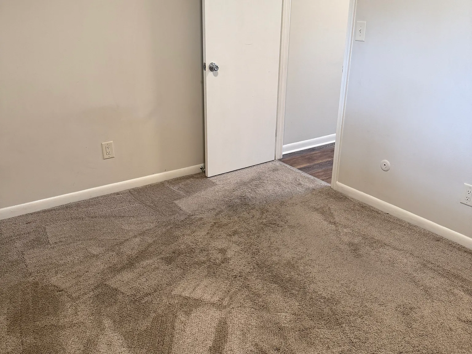 1 bed, $1,300 — Photo 4