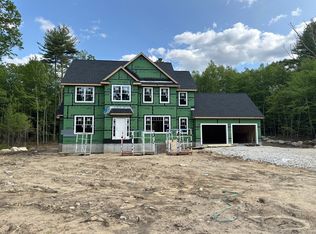 30 Mumford St, Douglas, MA 01516