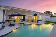 photo property thumbnail