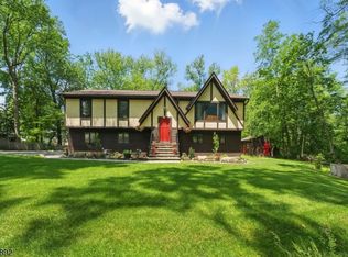 111 Redgate Rd W, Boonton, NJ 07005