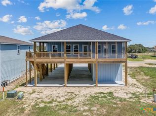 30 Whooping Crane St, Port O Connor, TX 77982