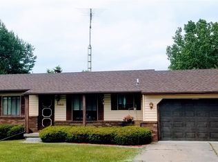 7482 Coldwater Rd, Flushing, MI 48433