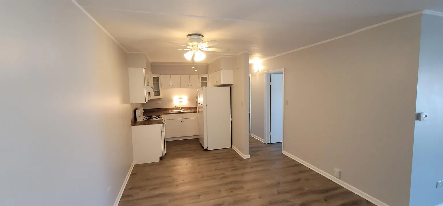 318 W Naperville Rd #13 photo 1