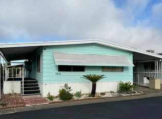 581 N Crawford Ave #100, Dinuba, CA 93618