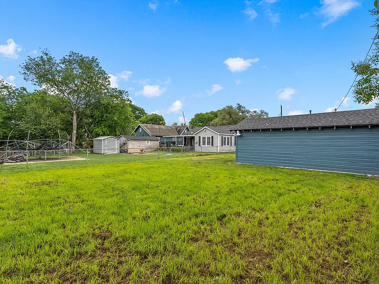 3621 Gorman Ave — Photo 24