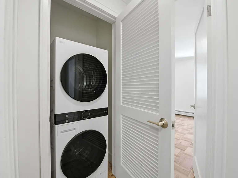1310 Jones Street — Photo 120