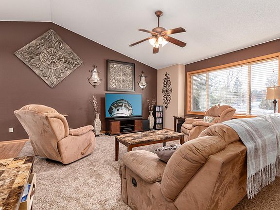 2nd image of 13962 Grand Oaks Dr