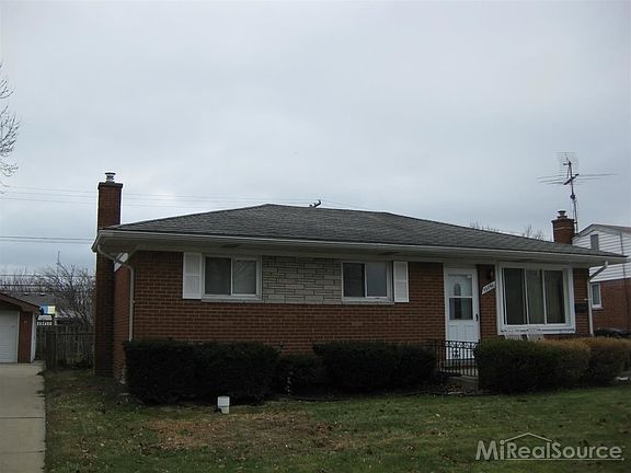 2nd image of 15790 Flanagan St