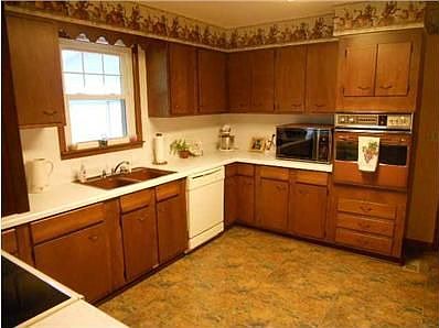 2nd image of 576 Donovan Dr