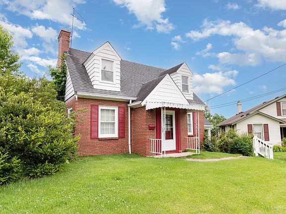 2nd image of 3410 Ferncroft Dr