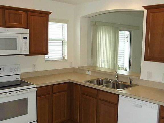5th image of 2537 Alcade Pl