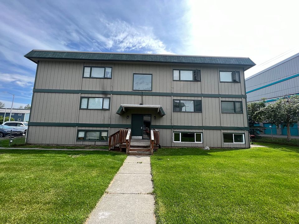 1st image of 3530 E 42nd Ave APT 2