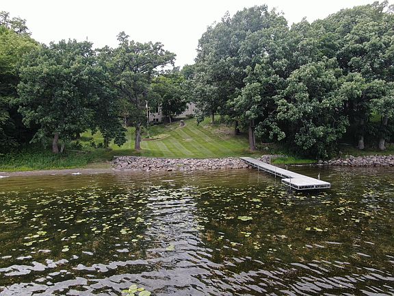 5th image of 2855 Doe Run Ln SW